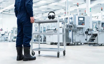 Duty boots in noisy manufacturing environment